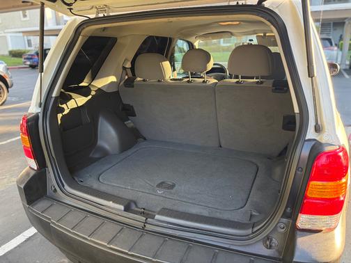 2005 Ford Escape XLT