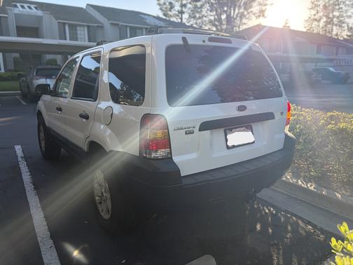 2005 Ford Escape XLT