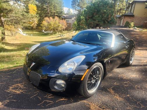Black 2008 Pontiac Solstice GXP