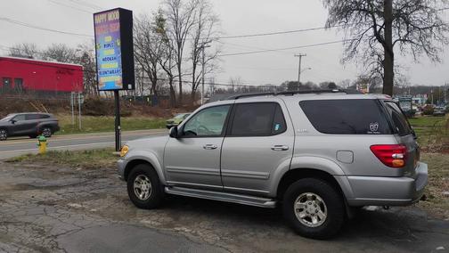 Silver 2003 Toyota Sequoia SR5