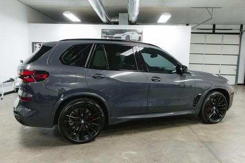 Gray 2024 BMW X5 M60i