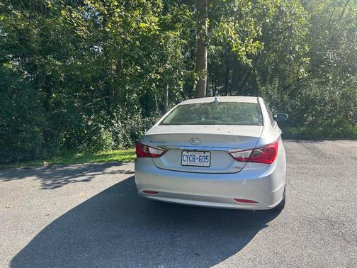 Silver 2011 Hyundai SONATA Limited