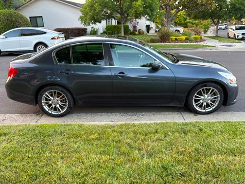 Blue 2011 INFINITI G37 Journey