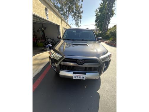 2022 Toyota 4Runner TRD Off Road
