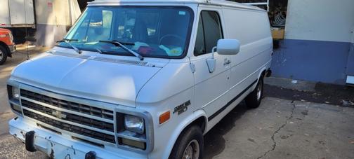 1993 Chevrolet Van Base
