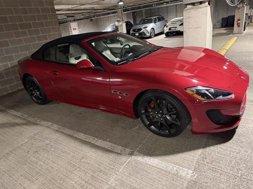 Red 2014 Maserati GranTurismo Sport
