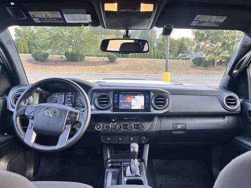 White 2017 Toyota Tacoma TRD Sport