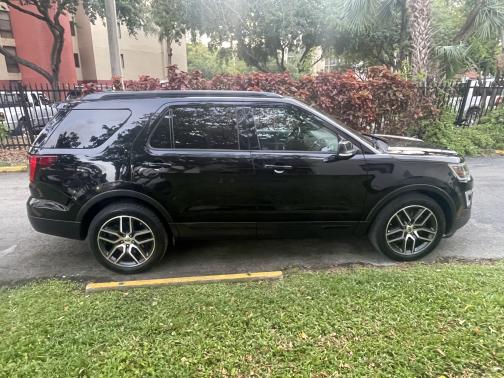 2016 Ford Explorer Sport