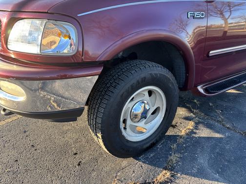 Red 1997 Ford F-150 Lariat SuperCab