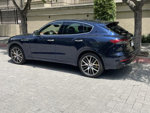 2022 Maserati Levante Modena
