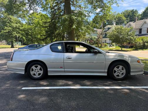 Silver 2002 Chevrolet Monte Carlo SS