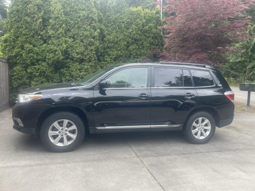 2011 Toyota Highlander SE