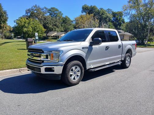 Gray 2019 Ford F-150 XLT