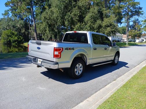 Gray 2019 Ford F-150 XLT