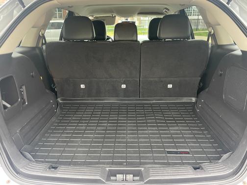 Silver 2011 Ford Edge Limited