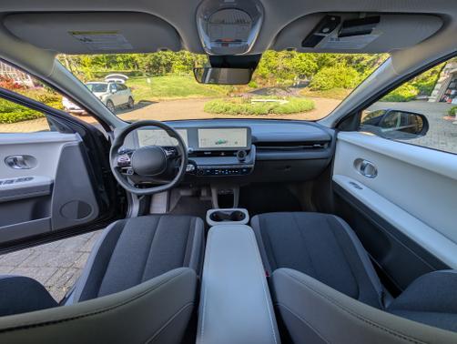 2023 Hyundai IONIQ 5 SE