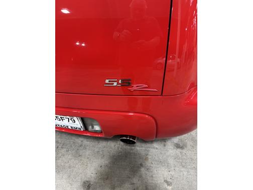 2005 Chevrolet SSR Base