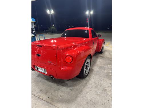 2005 Chevrolet SSR Base
