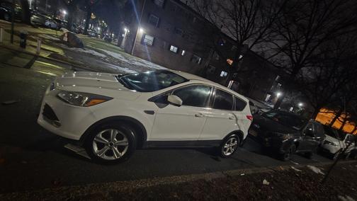 White 2016 Ford Escape SE