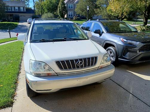 2002 Lexus RX 300 Base