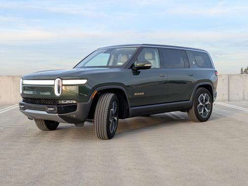 2023 Rivian R1S Adventure Quad-Motor Large Package