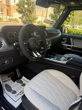 Black 2027 Mercedes-Benz AMG G 63 Base