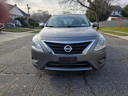 2019 Nissan Versa 1.6 S+