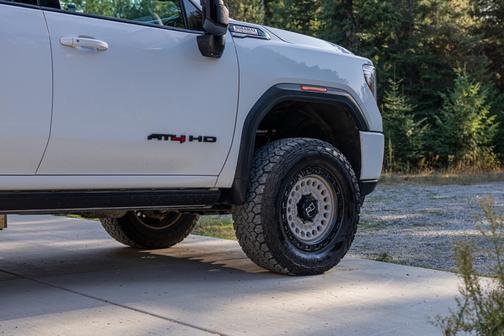 2022 GMC Sierra 2500 AT4