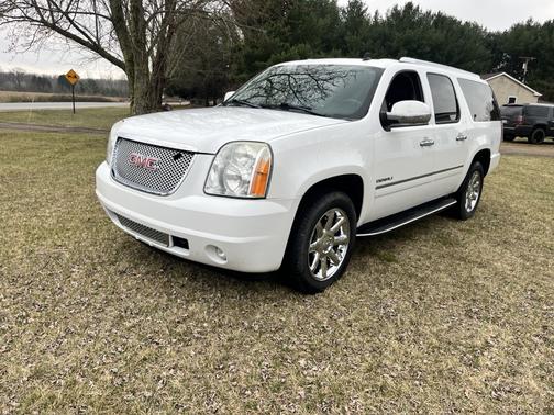 2011 GMC Yukon XL Denali