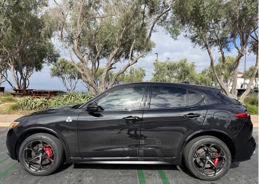 2019 Alfa Romeo Stelvio Quadrifoglio