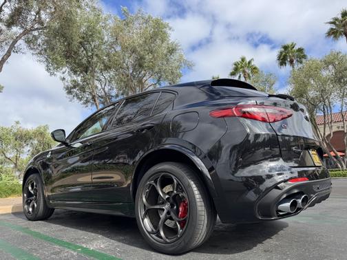 2019 Alfa Romeo Stelvio Quadrifoglio