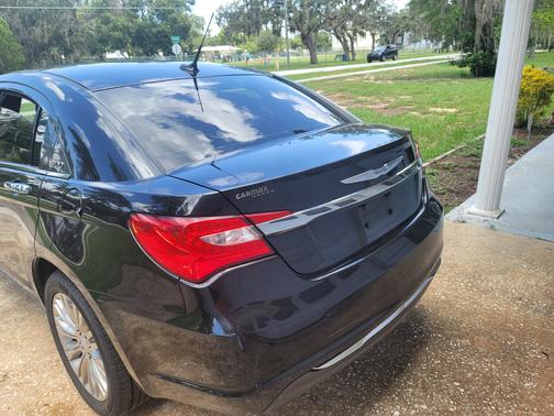 2011 Chrysler 200 Limited