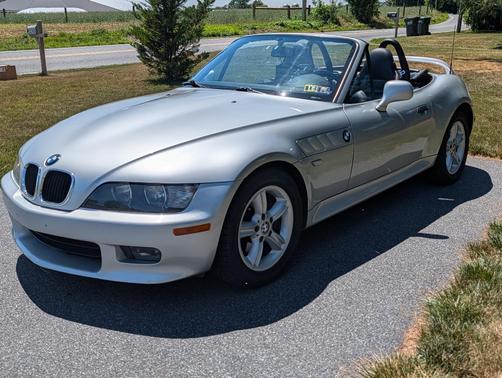 Silver 2002 BMW Z3 2.5i Roadster