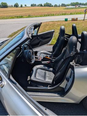 Silver 2002 BMW Z3 2.5i Roadster