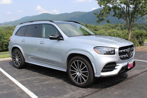 Silver 2022 Mercedes-Benz GLS 450 4MATIC
