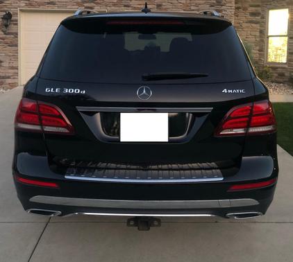 Black 2016 Mercedes-Benz GLE-Class GLE 300d 4MATIC