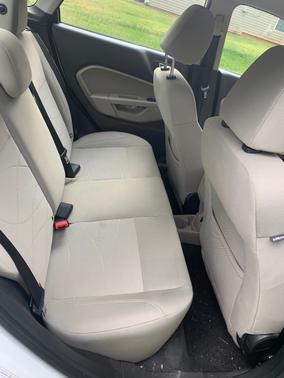 White 2015 Ford Fiesta SE