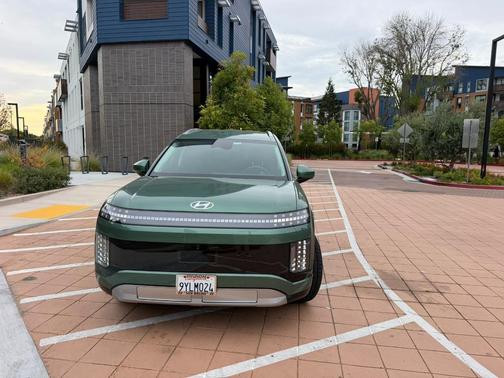 Green 2026 Hyundai IONIQ 9 SEL AWD