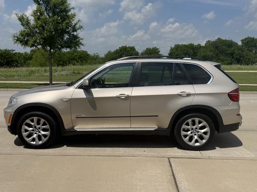 Gold 2013 BMW X5 xDrive35i