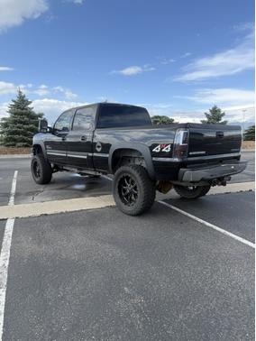 2005 Chevrolet Silverado 2500 LT H/D Crew Cab