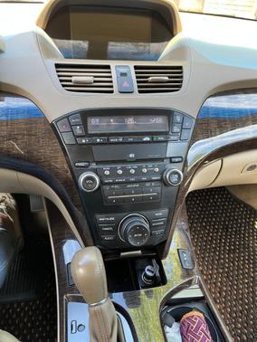 White 2010 Acura MDX 3.7L Technology