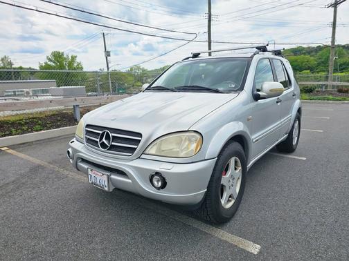 Silver 2000 Mercedes-Benz M-Class ML55 AMG 4MATIC