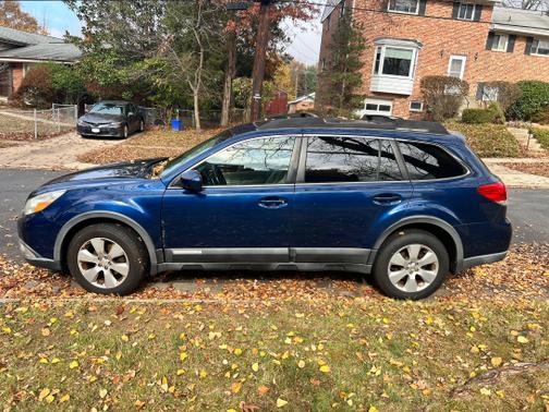 2010 Subaru Outback 2.5 i Limited