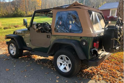 1999 Jeep Wrangler SE
