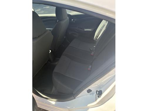 2016 Nissan Versa 1.6 SV