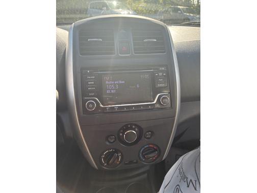 2016 Nissan Versa 1.6 SV