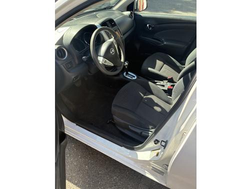 2016 Nissan Versa 1.6 SV