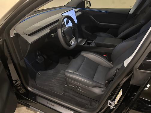 2026 Tesla Model Y Premium RWD