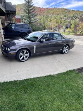 2008 Jaguar XJR Base