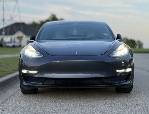 2019 Tesla Model 3 Long Range